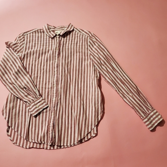 H&M Tops - ⛱️ H&M Red and White Strip Button Down Top Beach Nautical Retro ⛱️